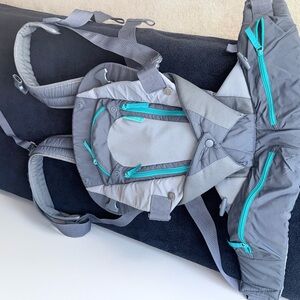 Infantino Gray and Teal Kids Carrier